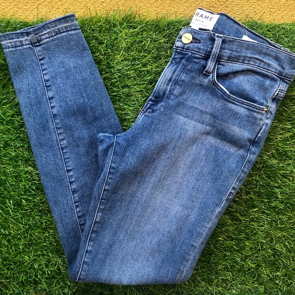 FRAME Denim Jeans - Picture 2 of 15